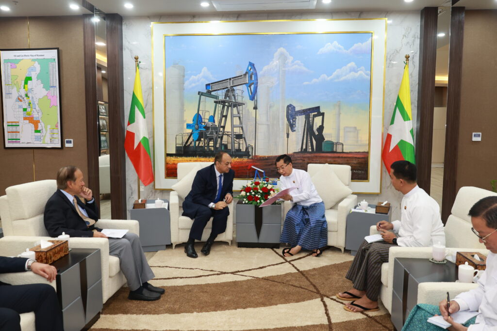 Qatari Delegation Meets Myanmar Union Minister